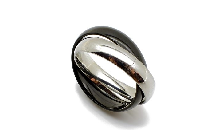 Ανδρικό ατσάλινο δίβερο δαχτυλίδι σε λευκό και μαύρο χρώμα