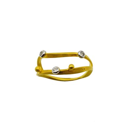 Χειροποίητο χρυσό γυναικείο δαχτυλίδι, 14 καρατίων, στολισμένο με λευκά ζιργκόν