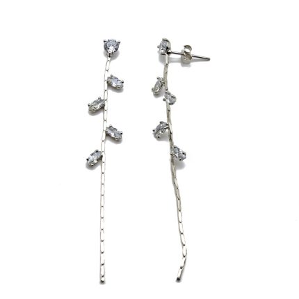 Ασημένια επιπλατινωμένα γυναικεία σκουλαρίκια με κρεμαστές αλυσίδες και λευκά ζιργκόν