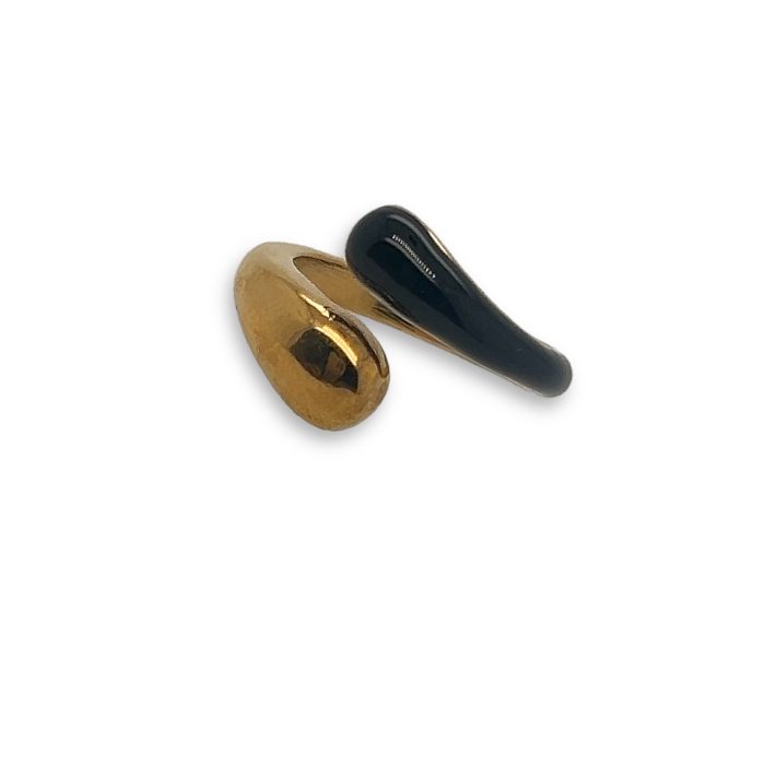 Nina Gold E-shop | Χειροποίητο κόσμημα, Πύργος Ηλείας Ατσάλινο δαχτυλίδι, one size, με αντικριστές σταγόνες, σε χρυσό και μαύρο χρώμα